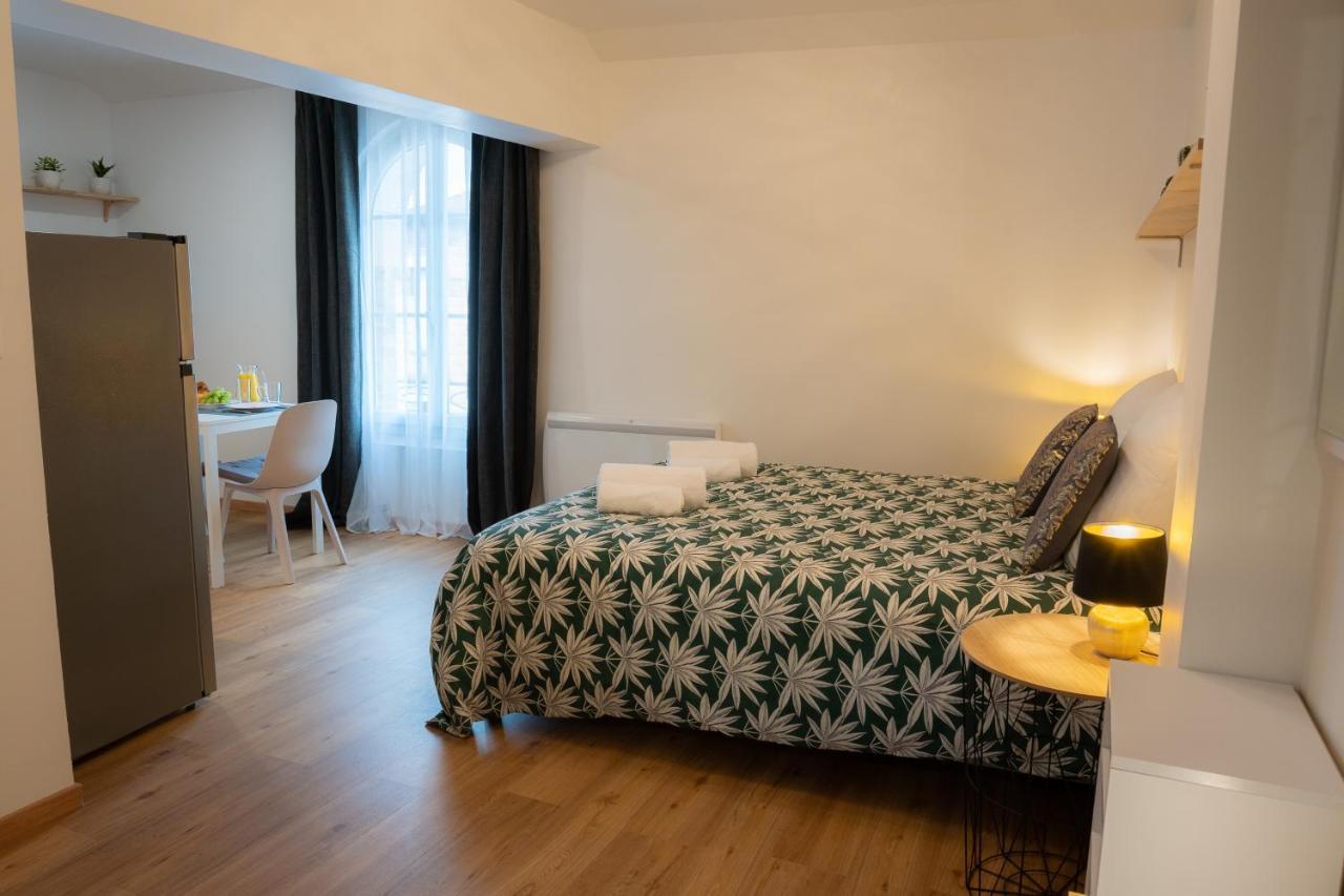 Apartament Le Petit Leon Châlons-en-Champagne Zewnętrze zdjęcie